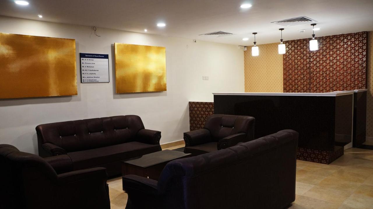 Malayalee Club Hotel Chennai Exterior foto